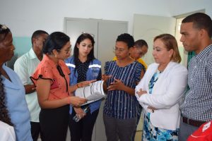 Directora de Salud de Surinam visita Región Enriquillo para conocer buenas prácticas