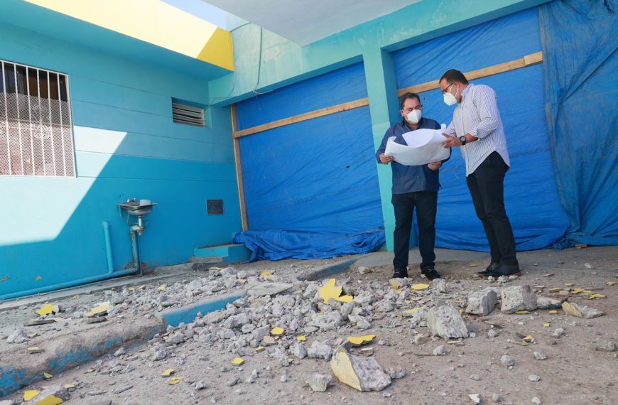 Director SNS deja iniciados trabajos de reconstrucci&oacute;n Hospital de Tamayo