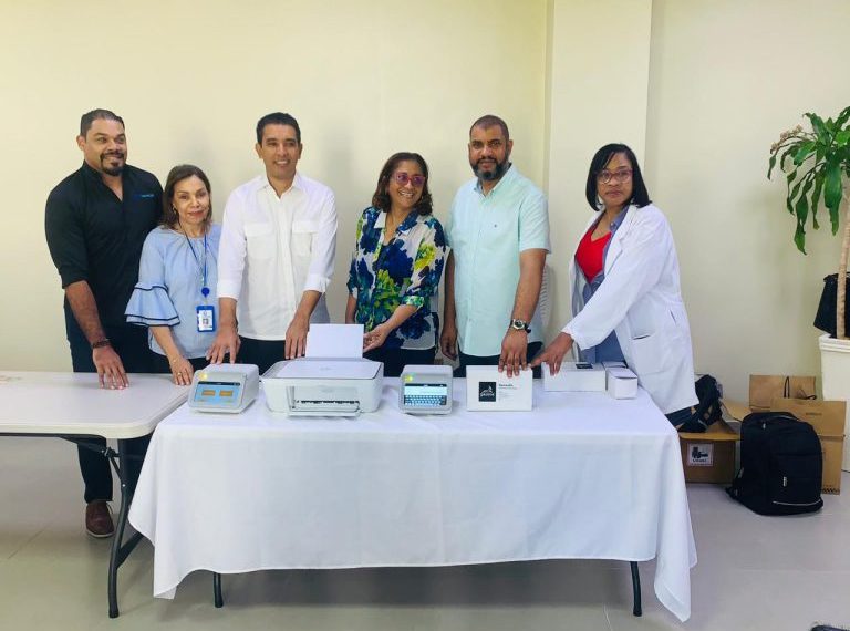 Hospital San Bartolom&eacute; recibe equipo de Electroforesis