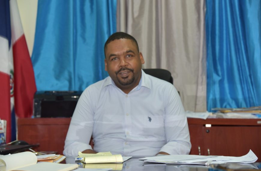 Director del SRS, Wilkin F&eacute;liz, Celebra los Notables Avances en los Hospitales de Nuestra Regi&oacute;n, Garantizando el Abastecimiento Ininterrumpido de Agua e Insumos M&eacute;dicos.