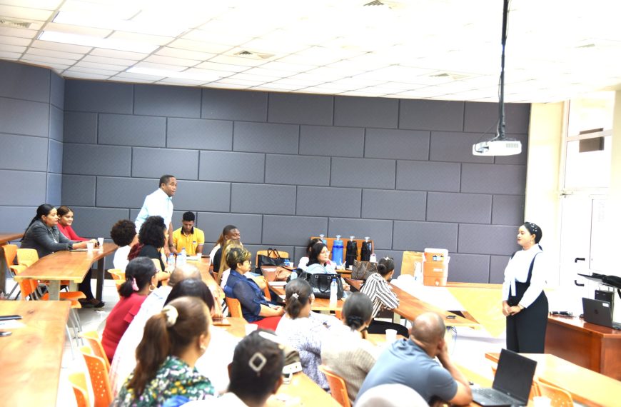 El SRSEN Fortalece Capacidades del Portal Transaccional de Compras en hospitales.