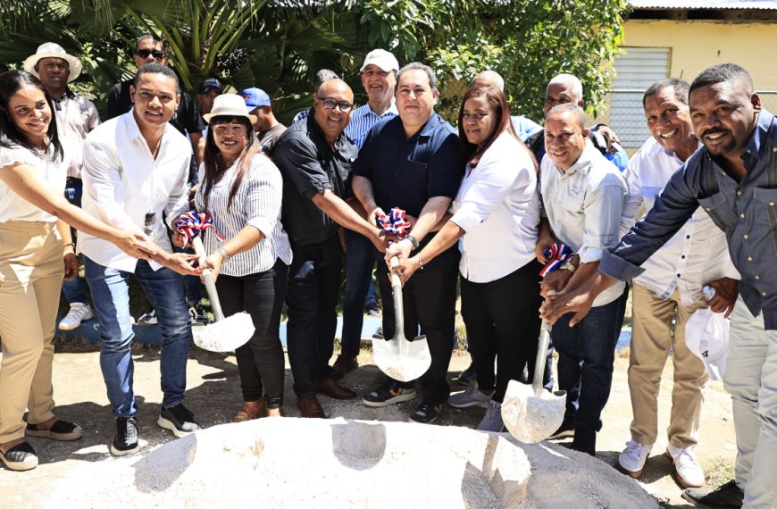 SNS inicia construcci&oacute;n y remozamiento de Centro Diagn&oacute;stico y dos centros de Primer Nivel en el Sur.