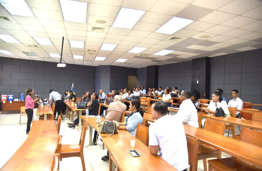 SRSEN y SNS Priorizan la Capacitaci&oacute;n del Personal en el Manejo de Expedientes Cl&iacute;nicos y Archivos Hospitalarios.